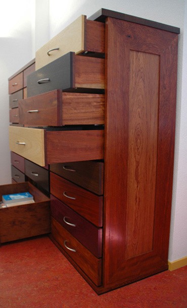 HAP Ladenkast open 007_uitsnede_370x611 (57K)